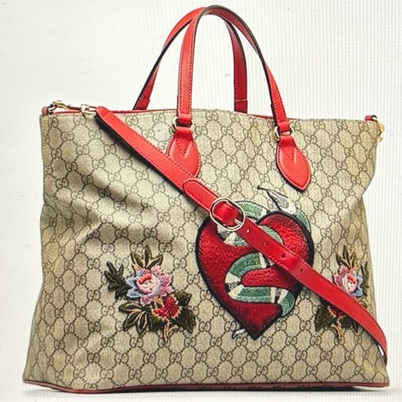 🆕 Gucci GG XL SnakeHeart Limited Edition two way Tote - Picture 3 of 10